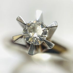 Pt900 ダイヤモンドリング